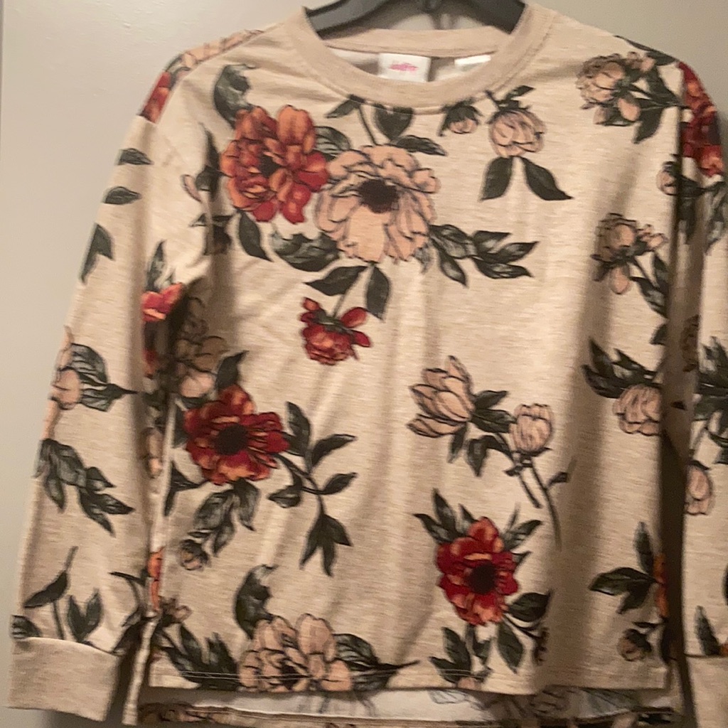 Daytrip Buckle Floral Shirt Top